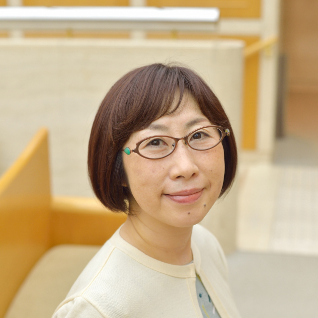 吉野さつき さん 写真